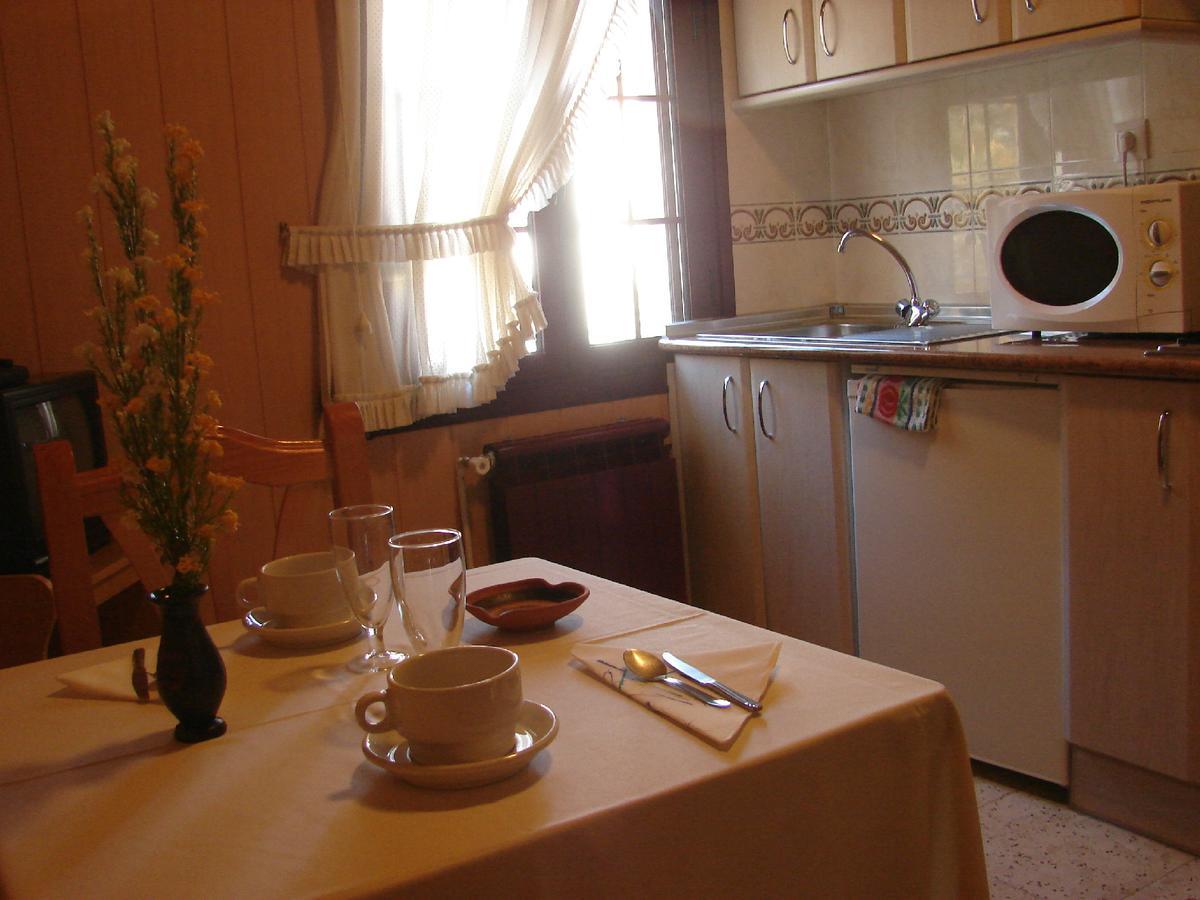Apartamentos Jucar - Hotel Rural Tragacete Exterior photo